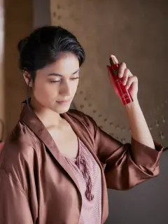 1111271-ayurveda-body-mist-how-to-use_3-by-4.webp