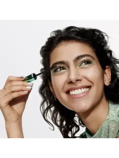 Clinique high impact high full volume mascara 5.webp