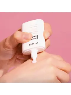 Every Sunday tone up sun fluid 2.jpg